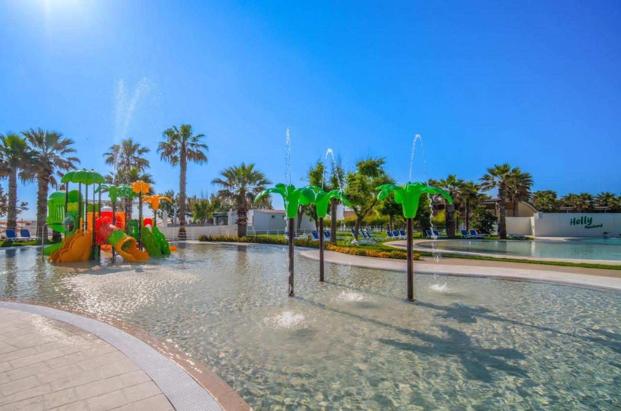 Holiday Family Village Porto SantʼElpidio Exteriér fotografie